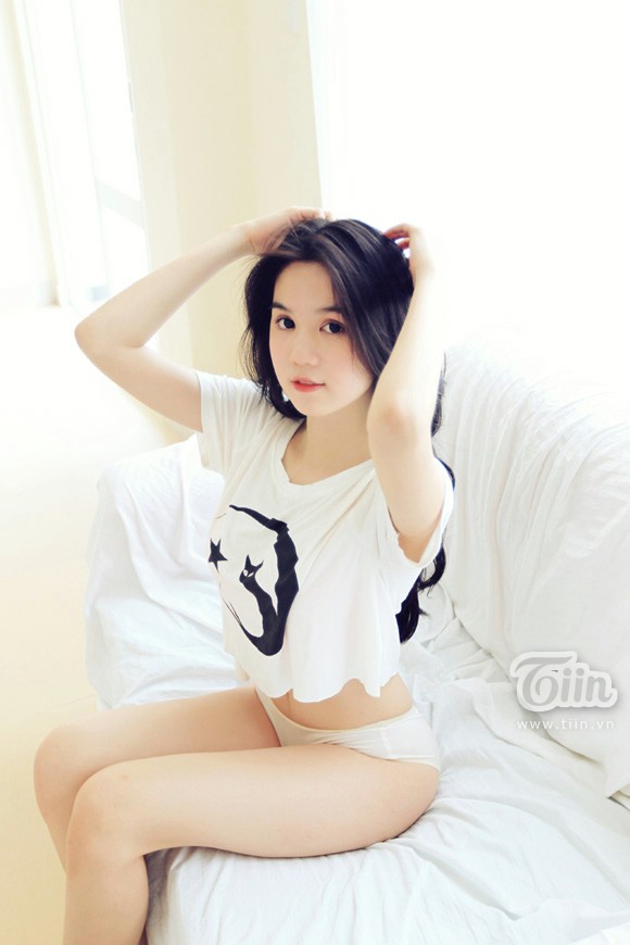 xem hinh anh sex cua ca si ngoc trinh